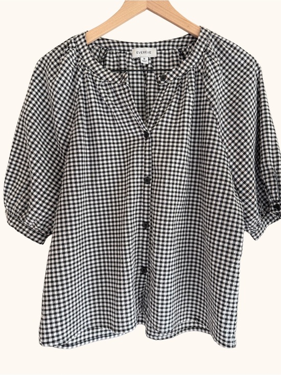 Evereve Tops - Evereve Black and White Gingham Button-Down Top